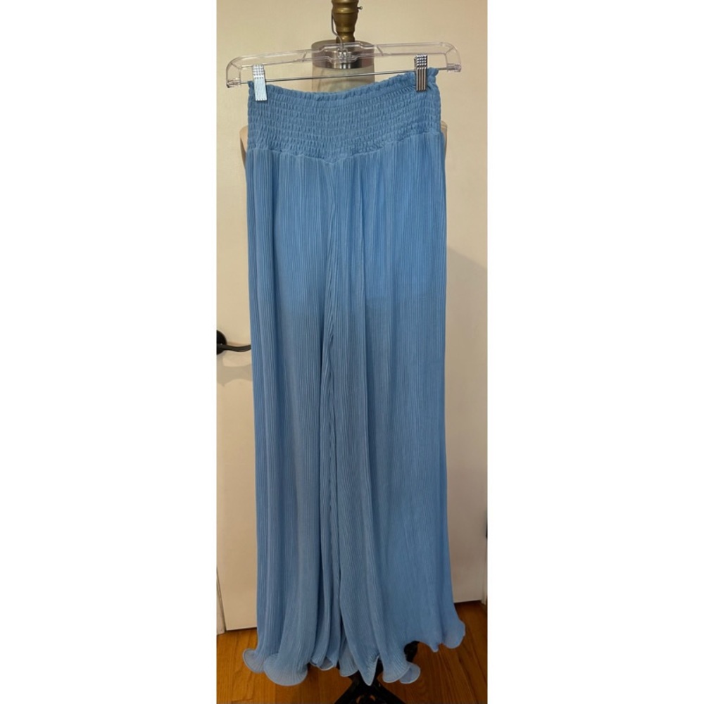 AKIRA Palazzo Pants - Picture 2 of 4